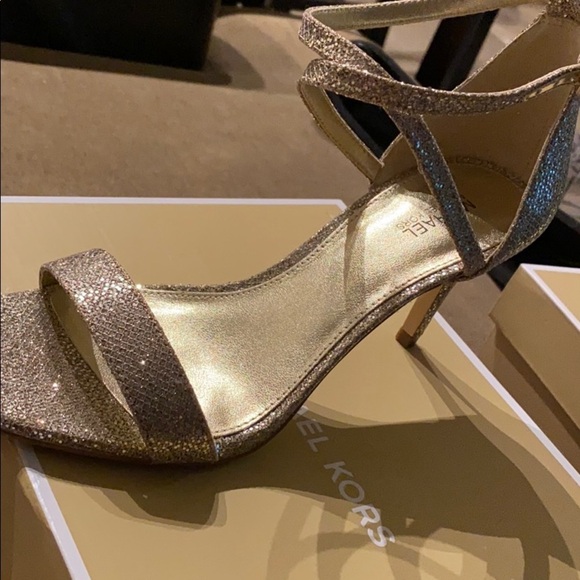 MICHAEL MICHAEL KORS Ava Glitter‎ Mesh Sandal - Picture 5 of 7